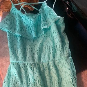 A light blue 14/16 from justice